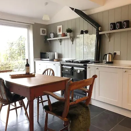 Merok Cottage, Newsham, North Yorks * Newsham (North Yorkshire)